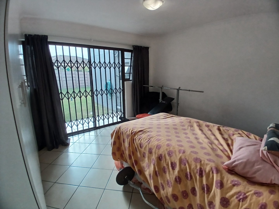 2 Bedroom Property for Sale in Hartenbos Central Western Cape